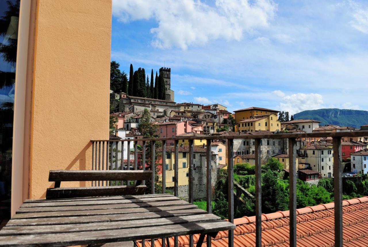Villa Gherardi - B&B E Hostel بارغا المظهر الخارجي الصورة