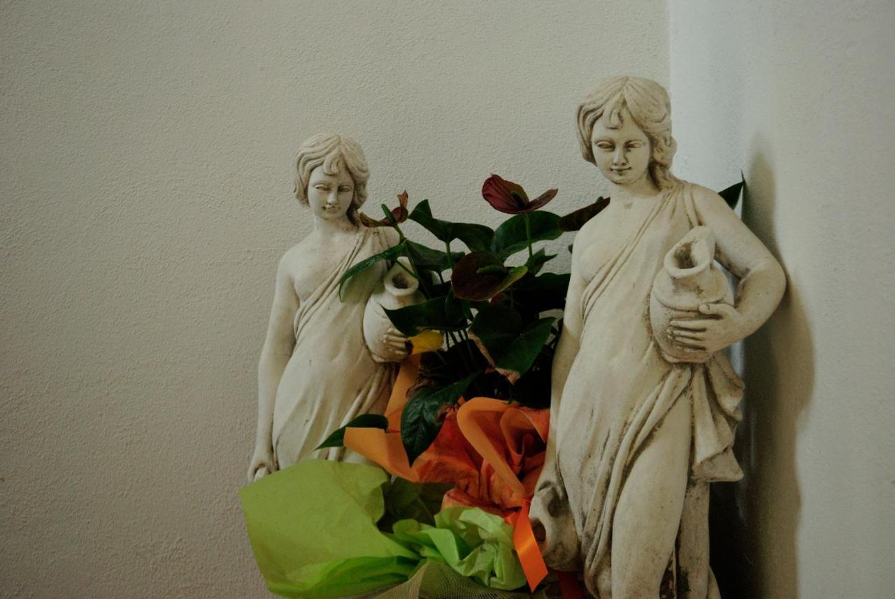 Villa Gherardi - B&B E Hostel بارغا المظهر الخارجي الصورة