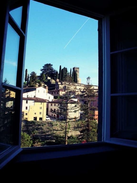 Villa Gherardi - B&B E Hostel بارغا الغرفة الصورة